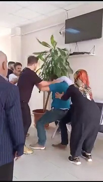 Kocaeli’nde 3 doktorun saldırıya uğramasına tepki: Beyaz kod yetmiyor, bize kıpkırmızı kod lazım