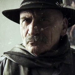 Tuncer Kurtiz'in oyun havası oynadığı görüntü ortaya çıktı. Ölümünün 10'uncu yılında anıldı