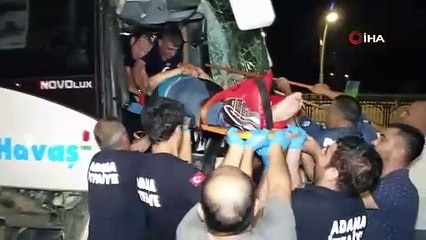 Havaalanına yolcu götüren midibüs kaza yaptı