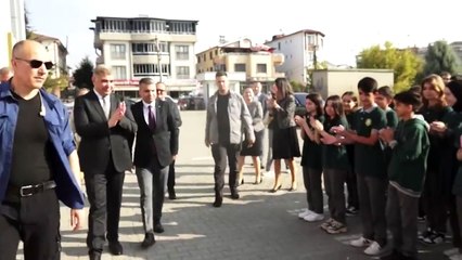 15 Temmuz Şehitler Anadolu Lisesi'nin ismini değiştirdiler: Bakanlık destek verdi, tabela törenle değiştirildi