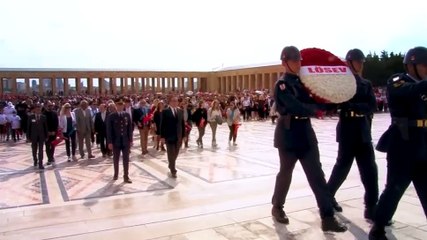 LÖSEV vatandaşları Anıtkabir'e davet ediyor