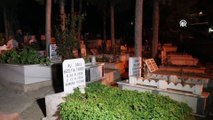 İzmir'de mezarlığa yeni doğmuş bebek bırakıldı