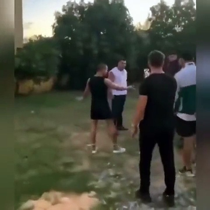 Sosyal medyadaki atışma sokak dövüşüyle bitti: Fenomen Savaş Cebeci ile MMA dövüşçüsü Kaan Kazgan birbirine girdi