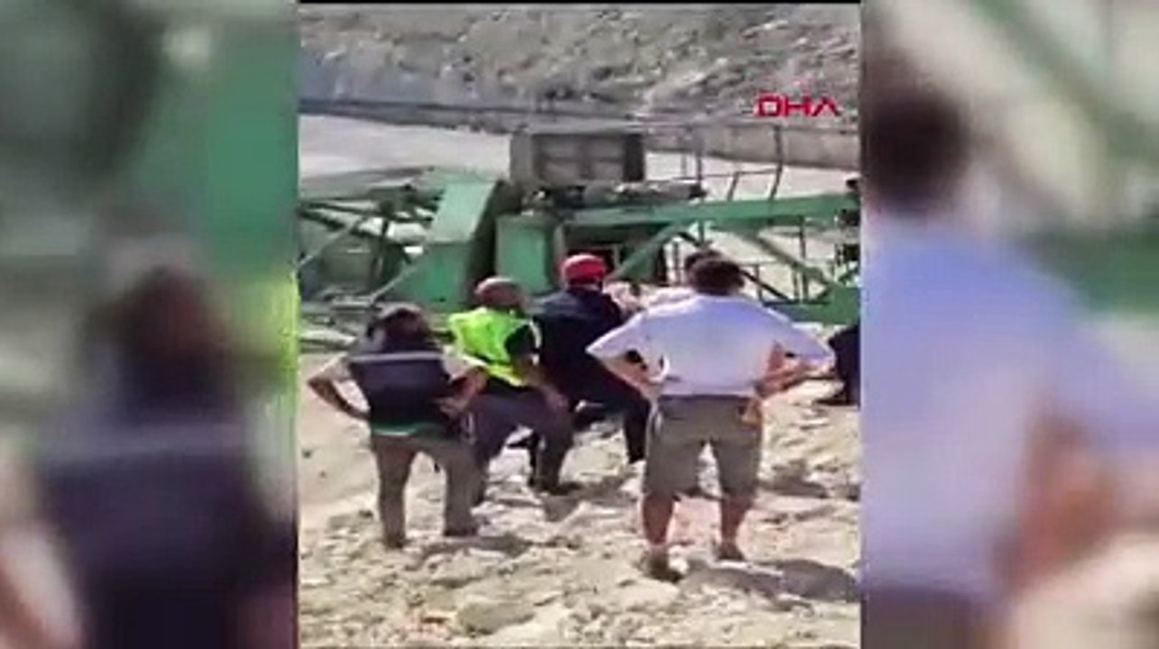 Arnavutköy'de inşaat alanında vinç devrildi: 1 ölü