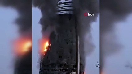 Sudan’da 18 katlı petrol şirketi kulesi alev alev yandı