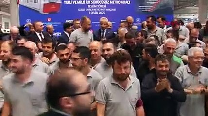 Ulaştırma Bakanı ilk yerli sürücüsüz metroyu tanıttı