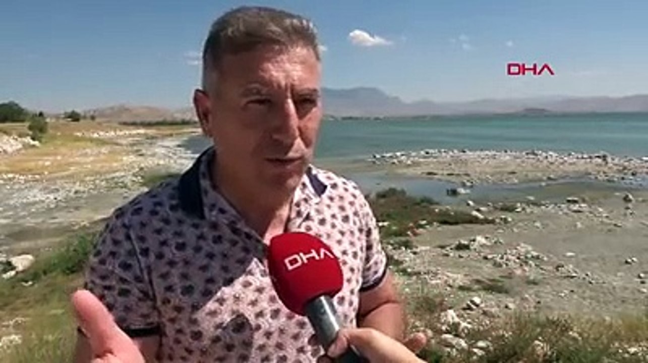 Dünyanın en büyük ikinci tuz gölü Urmiye Gölü k...