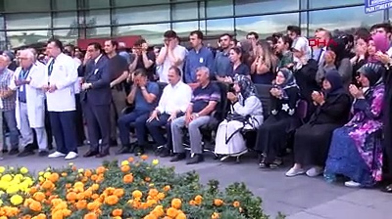 Sel felaketinde ölen doktor Selman Bağışlar ve eşine son veda: Meslektaşları gözyaşlarına boğuldu