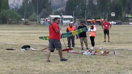 F3L Open International Cup 2 metre Planör Yarışması Eskişehir’de yapıldı