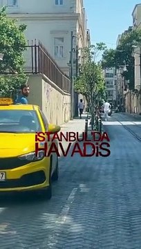 Şener Üşümezsoy'un yanından koşarak kaçan 2 genç kimdi? Deprem rantçıları mı yaptırdı