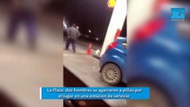 La Plata: dos hombres se agarraron a piñas por el lugar en una estación de servicio