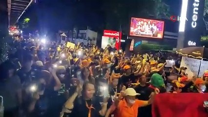 Tayland'da protestolar devam ediyor