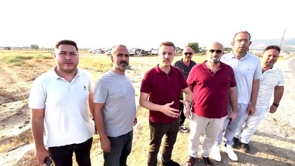 İzmir’de Suriyeliler onlarca çadır kent kurdu. Binlerce Suriyeli Torbalı ovasını ele geçirdi
