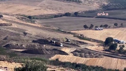 Hatay’daki tarım arazilerinde iş makinalarının ‘duracakları sözüne’ rağmen sayısı artırıldı