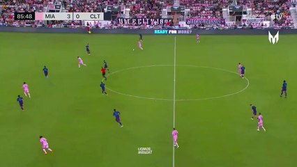 Messi Örümcek Adam oldu: Yaptığı hareket gündeme oturdu