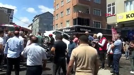 İstanbul'da akılalmaz kaza: Çarptığı otomobilin altında kaldı