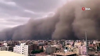 Sudan’ı kum fırtınası vurdu