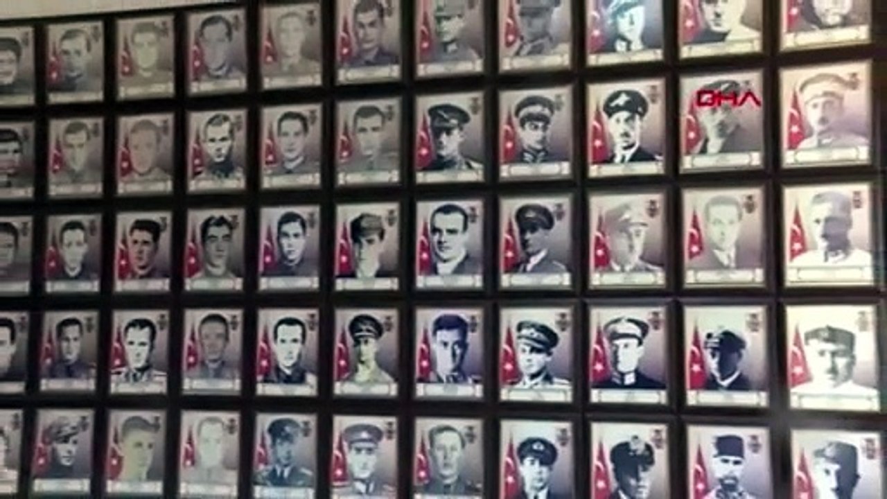 Atatürk'ün katıldığı cenaze töreni. Teyyare Binbaşı Fazıl'ın cenaze töreni görüntüleri ortaya çıktı