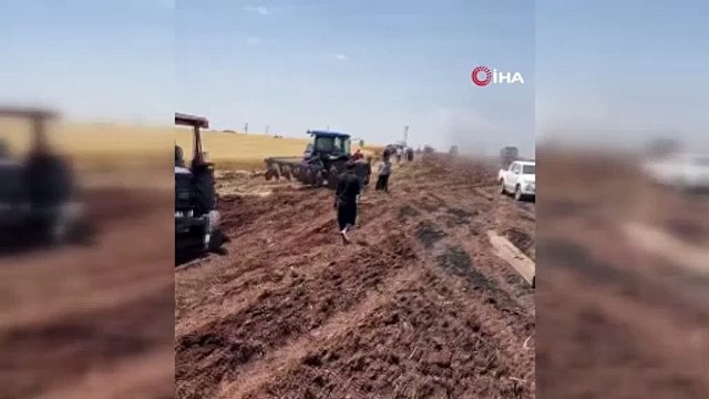 Biçerdöverden çıkan kıvılcımlar 60 dönümlük buğday tarlasını yaktı