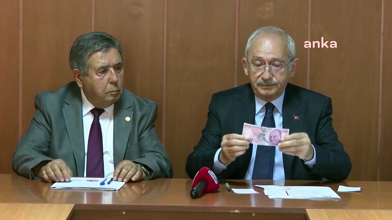 Kılıçdaroğlu cebinden 200 lira çıkarıp şöyle dedi: Bu paraya 5 yıl önce çok şey alınıyordu