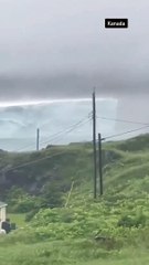 Sabah uyananlar karşılarında buzdağını gördü. Dehşete düştüler