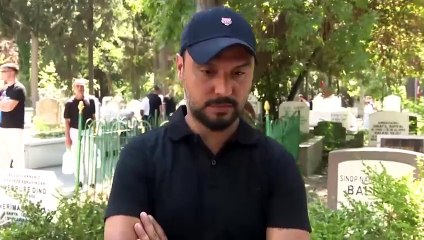 Şarkıcı Alişan  kardeşi Selçuk Tektaş'ın acısını tekrar yaşadı