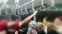 Metrobüste kadın yolcular kavga etti ortalık karıştı