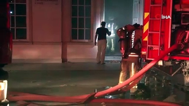 Beşiktaş Yıldız Hamidiye Camii'nde yangın