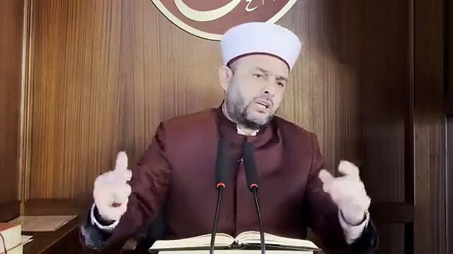 Atatürk düşmanı imam şimdi de ünlü komedyeni hedef aldı. Ne yaptı etti konuyu Atatürk'e bağladı