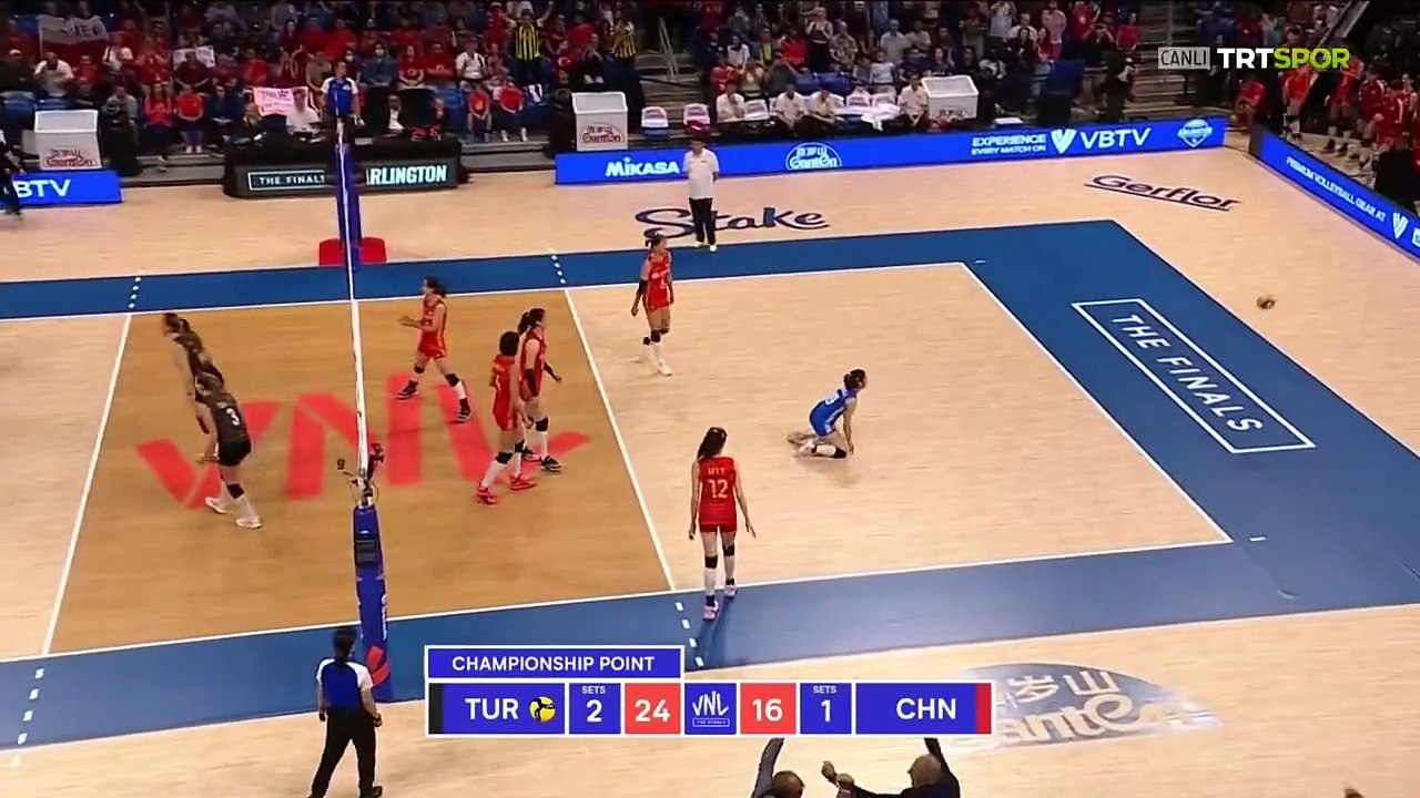 Milli Takımın tüyleri diken diken eden şampiyon olduğu o an! Tüm Türkiye tekrar tekrar izledi