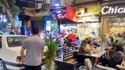 Suriye'de bayramın ilk günü. Hani savaş nerede. İşte saklanan görüntüler