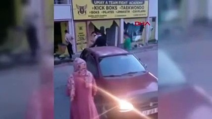 Tekvando hocasına taciz dayağı: Spor salonunu bastılar