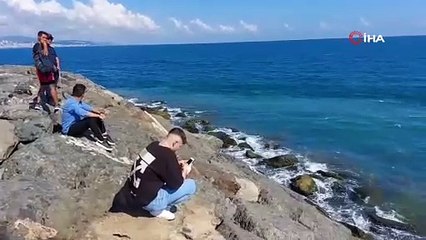 Denizde kaybolan 11 yaşındaki çocuğu arama çalışmalarına ara verildi