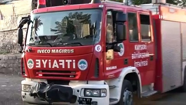 Temizlemek için girdiği plastik su tankında mahsur kaldı