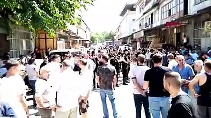 Kira ödemeyen Suriyeliler Türk ev sahibini dövdü. İlçe karıştı