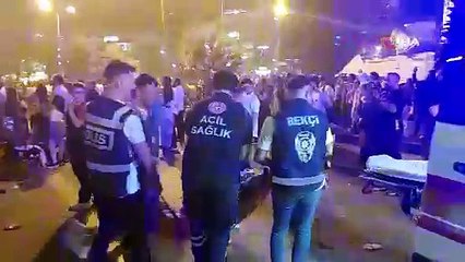 Dansıyla gündem olan milletvekili adayı hastanelik oldu