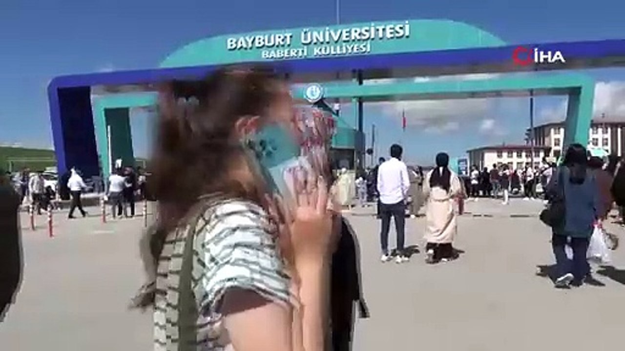 'Rakibim yok' diyen 62 yaşındaki baba 19 yaşındaki oğluyla birlikte sınava girdi