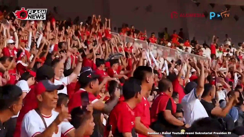 Jokowi dan Ibu Iriana Saksikan Pertandingan Sepakbola Kualifikasi Piala Dunia 2026 Indonesia vs Irak di Stadion GBK