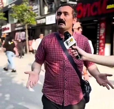Sokak röportajında akıllara durgunluk veren anlar: 105 lira olsun dolar