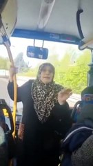 Fransa'da keyif süren teyze Türkiye'de şeriatı istedi: Otobüsteki kadınlara seçim konuşması yaptı