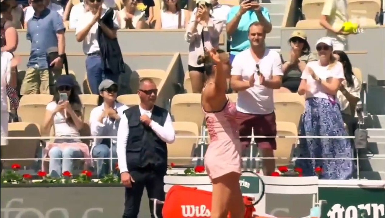 Ukrayna Rusya savaşı spora yansıdı: Belaruslu rakibinin elini sıkmadı