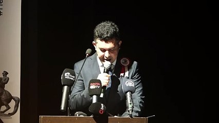 Kocaeli’deki 19 Mayıs’ta ortalık karıştı. Erdoğan’ın mektubu okununca gençler yuhaladı