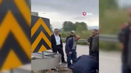 Kamyon işçi servisine çarptı: 7 yaralı