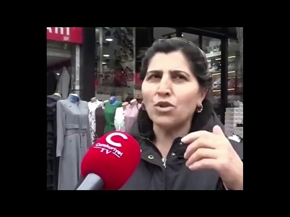 İktidarın kapattığı fabrikaları tek tek saydı."Ülkenin bütün varlıklarını yok etti bizi yurt dışına mahkum etti"