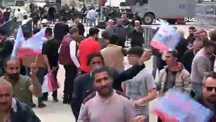 Mitinge katılımı düşük bulan aday projelerini anlatmaktan vazgeçti: Ben yerli patatesim, ithal değilim