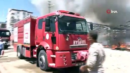 Son dakika... Çadır kent alev alev