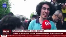 AKP mitinginde bir genç Hizbullah’ın katlettiği Gaffar Okkan’ı andı. Yandaş kanalın muhabiri hemen mikrofonu geri çekti