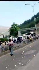Hatay'da korkunç kaza. Tır yol kenarındaki çok sayıda araca çarptı
