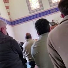 Cuma vaazında AKP'ye oy istendi. Camide seçim propagandası