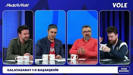 Emre Belözoğlu soyunma odasında dayak yedi